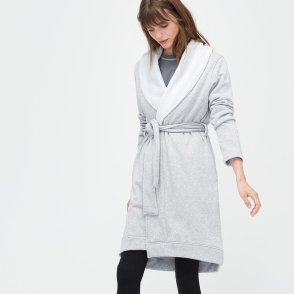UGG BLANCHE Plush Robe Gray tie waist pockets - Picture 1 of 12